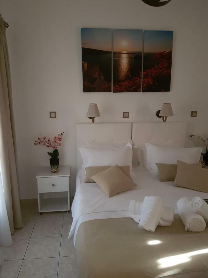 Santorini Family Apartment Kamari (Santorini)